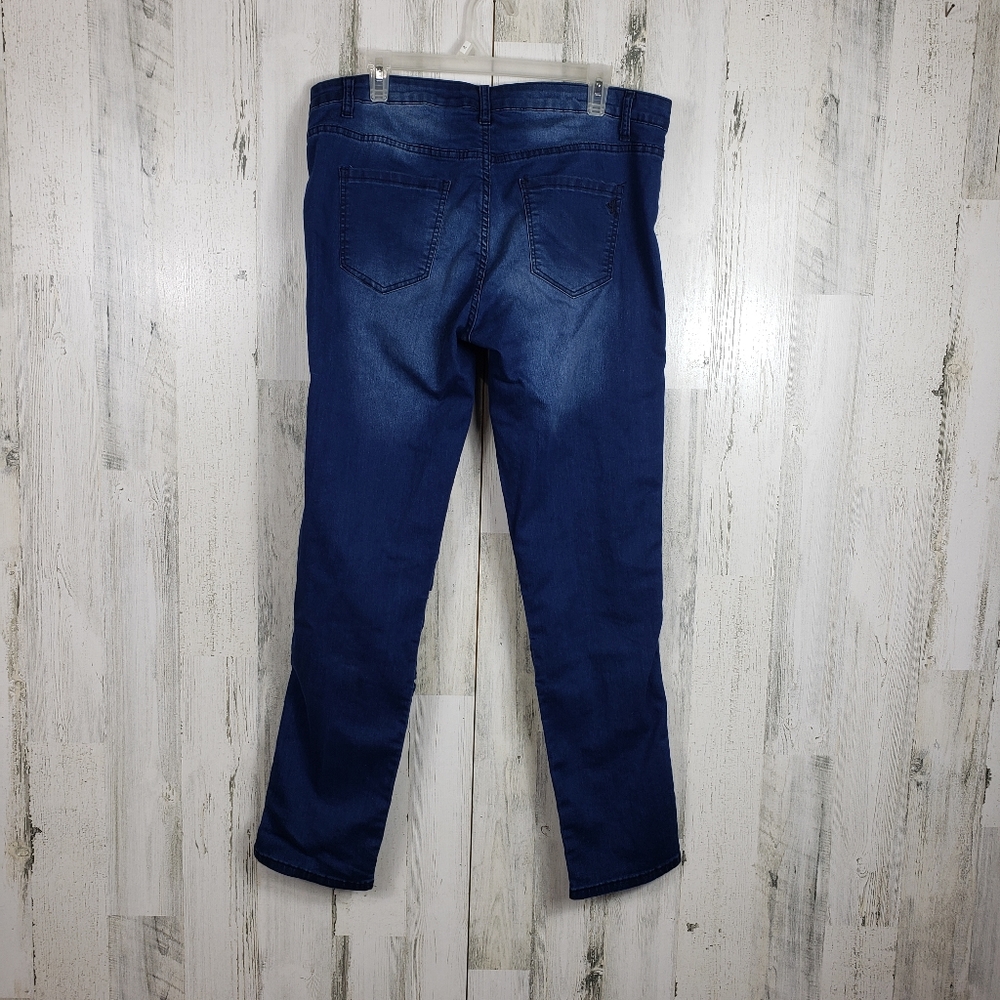 VIP juniors highly ripped dark wash stretchy jeggings - Picture 4 of 8